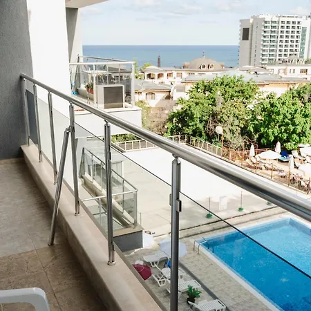 Yalta Золотые Пески