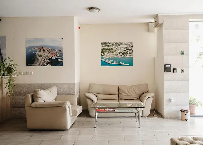 Yalta * Golden Sands